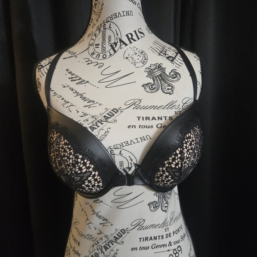 Elegant Black Lace Bra